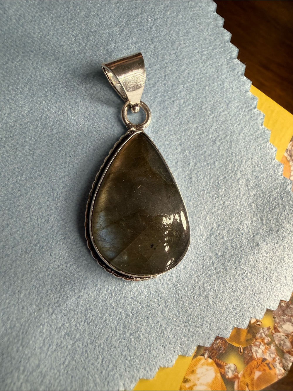 Teardrop Labradorite Pendant